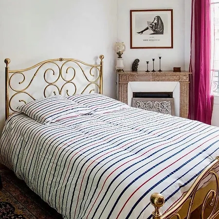 Charming And Bright Near Montmartre Parigi