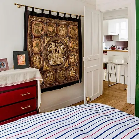 Charming And Bright Near Montmartre Appartamento
