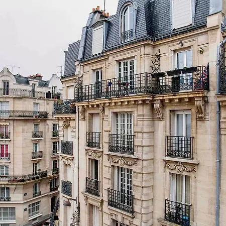 Charming And Bright Near Montmartre Appartamento Parigi